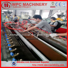 WPC Decken Bodenbelag Maschine